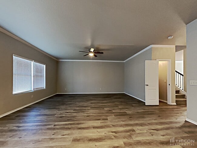 Building Photo - 3919 Amber Chase