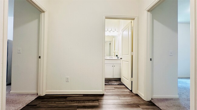 Building Photo - 13507 Northwood Briar Dr