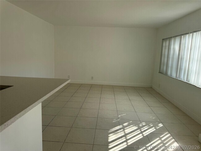 Building Photo - 11457 NW 42nd St