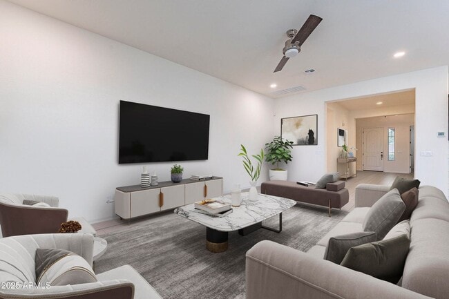 Building Photo - Charming 5-bed, 4.5-bath, 3 Car home with ...