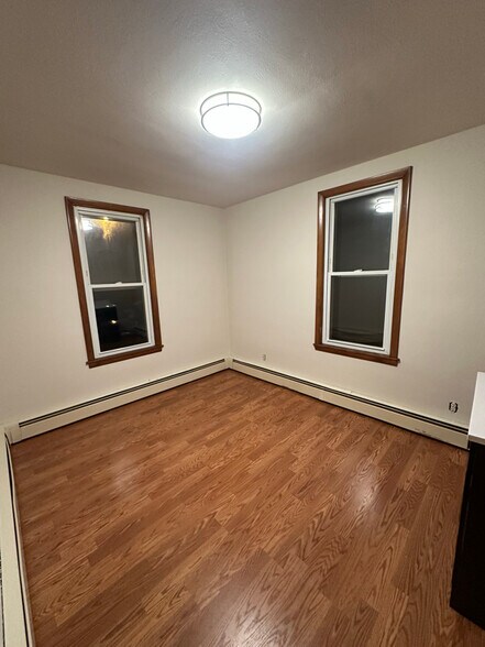 Building Photo - 10410 Arizona St