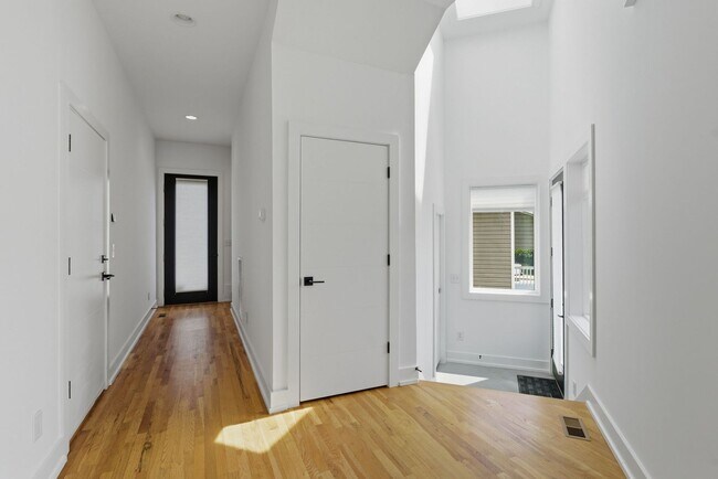 Building Photo - Beautiful 3-BR Property with Rooftop Deck!