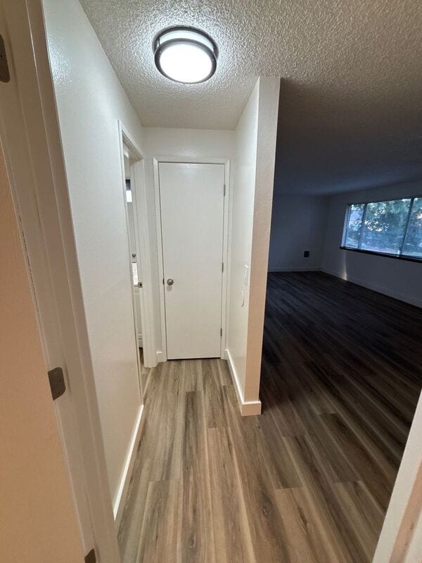 Building Photo - 4433 Campbell Dr SE