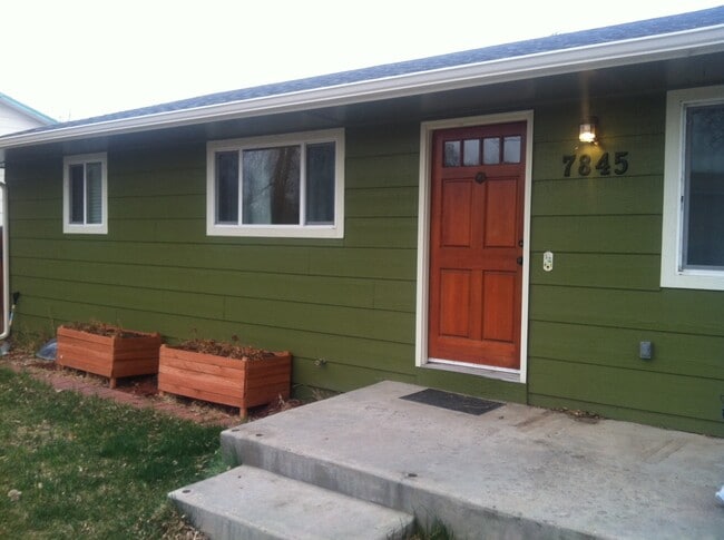 Building Photo - 7845 2nd St