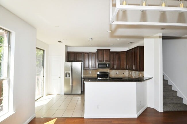 Building Photo - 1510 Biltmore Ln