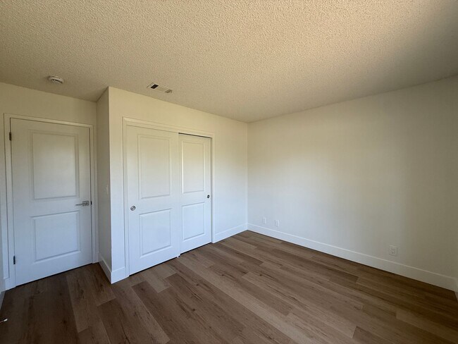 Building Photo - Just Beautifully Updated Village Hills Single Story Home in Orcutt