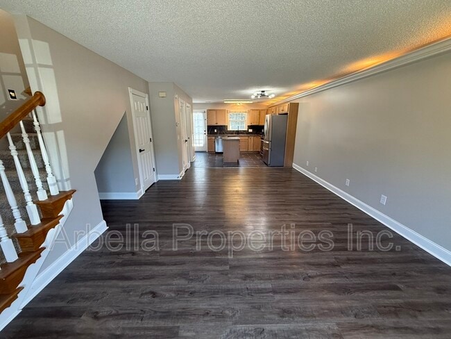 Building Photo - 1735 Blakewood Ct