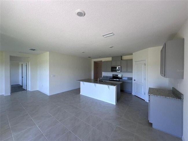 Building Photo - 3756 Botanical Wy