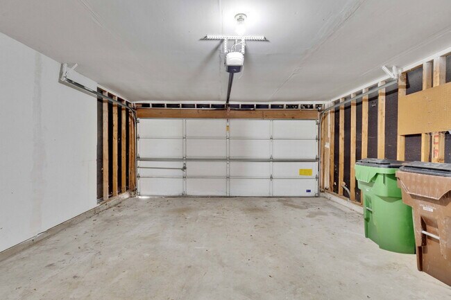 Building Photo - 1403 Gulf Way