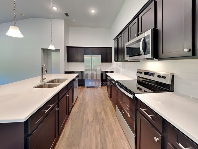 Building Photo - 5037 Pebble Bridge Way