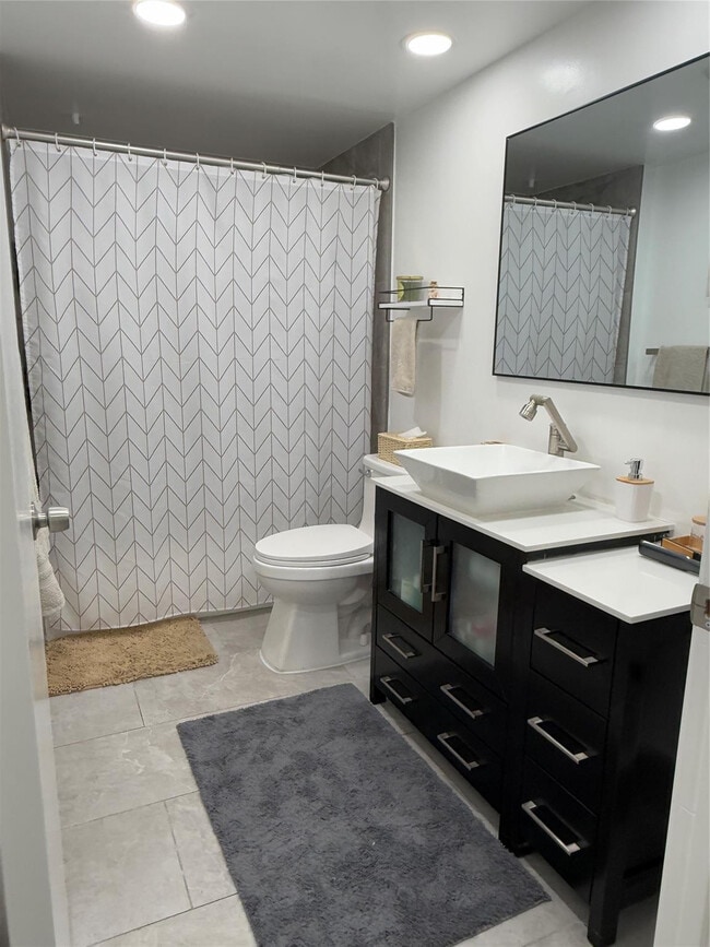 Building Photo - 12850 SW 4th Ct