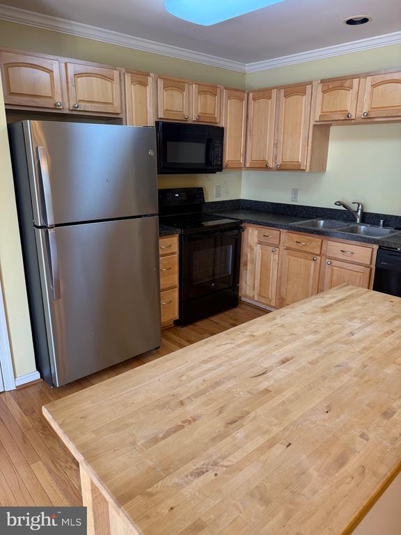 Building Photo - 7028 Wytheville Cir