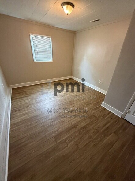 Building Photo - 9819 Bishop Ct