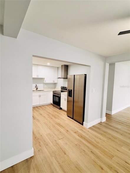 Building Photo - 2837 18th Ave N