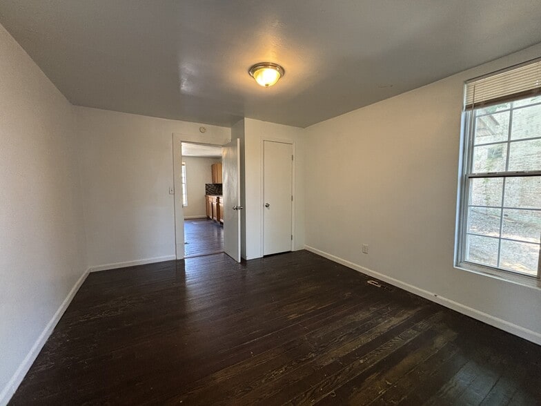 Building Photo - 135 D St