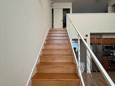 Building Photo - "Chic Urban Living: 2-Bed, 2-Bath Gem on Harrison St in SF!"
