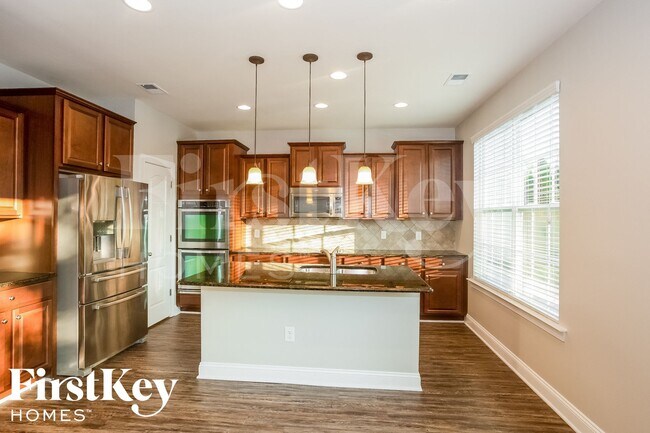 Building Photo - 156 Blossom Ridge Dr