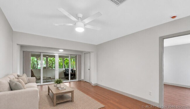 Building Photo - 1140 Mahogany Way