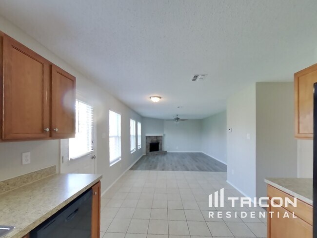 Building Photo - 508 Oriel Cir