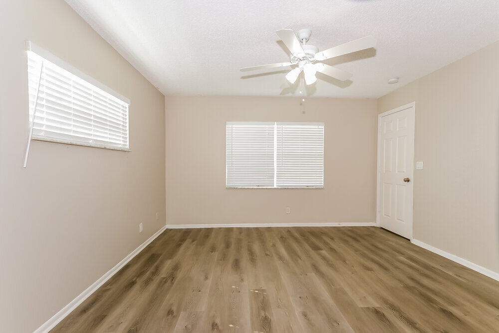 Building Photo - 9702 Nevada Pl