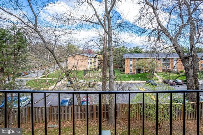 Building Photo - 7758 New Providence Dr