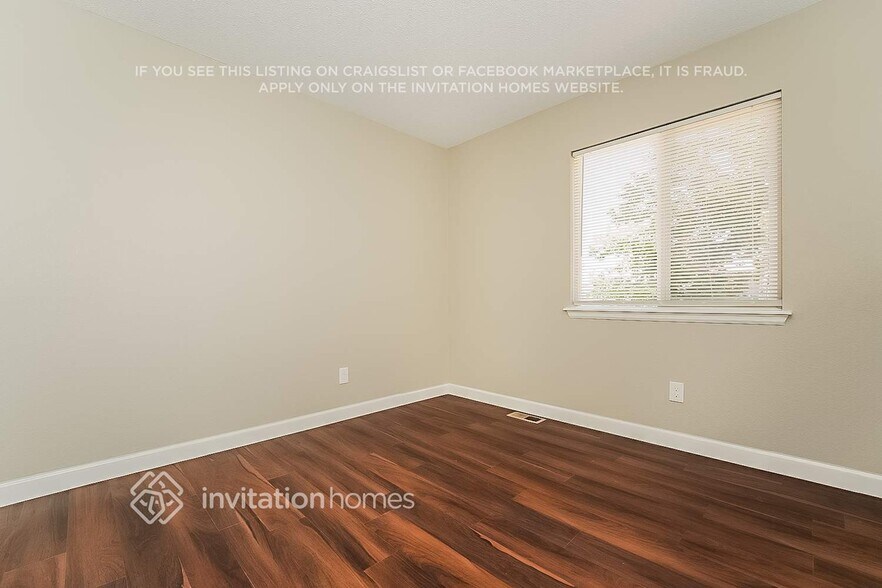 Building Photo - 4102 Netherland St