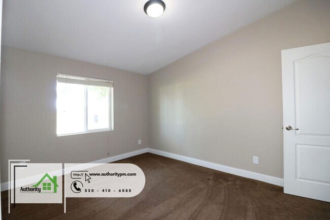 Building Photo - 22233 Venzke Rd