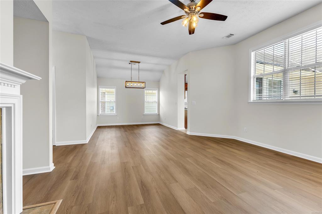 Building Photo - 3925 Claiborne Cir