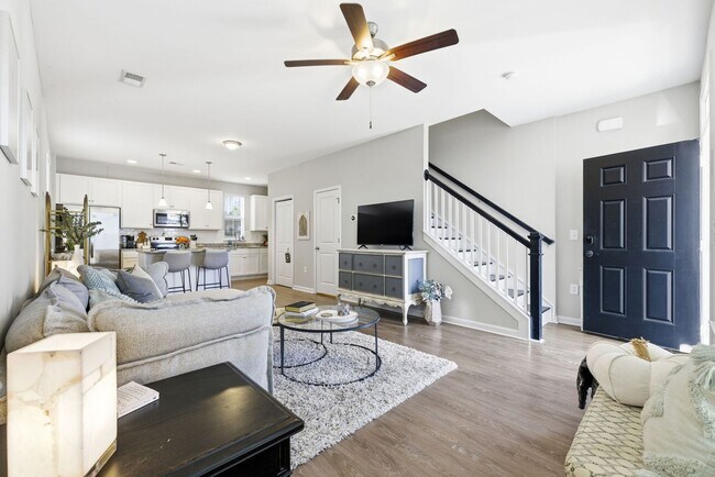 Building Photo - The Cottages at St James Square