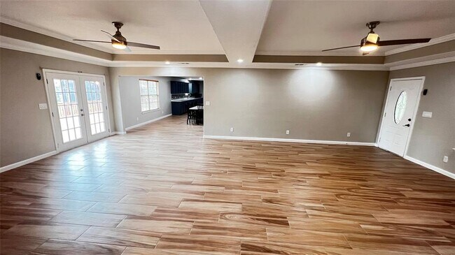 Building Photo - 141 Sendero Blvd
