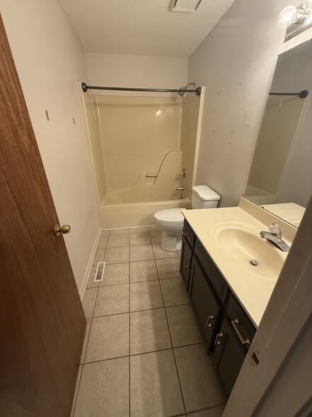 Upstairs Bathroom - 326 W Midvale Ave