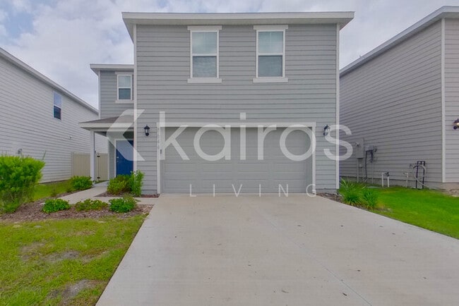 Building Photo - 8644 SW 44th Ct