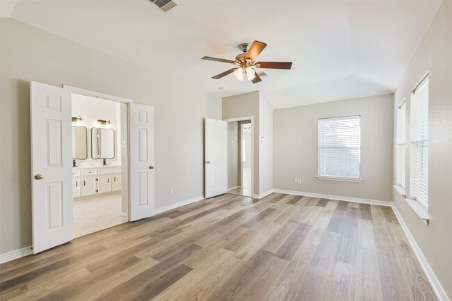 Building Photo - 26845 Iron Manor Ln
