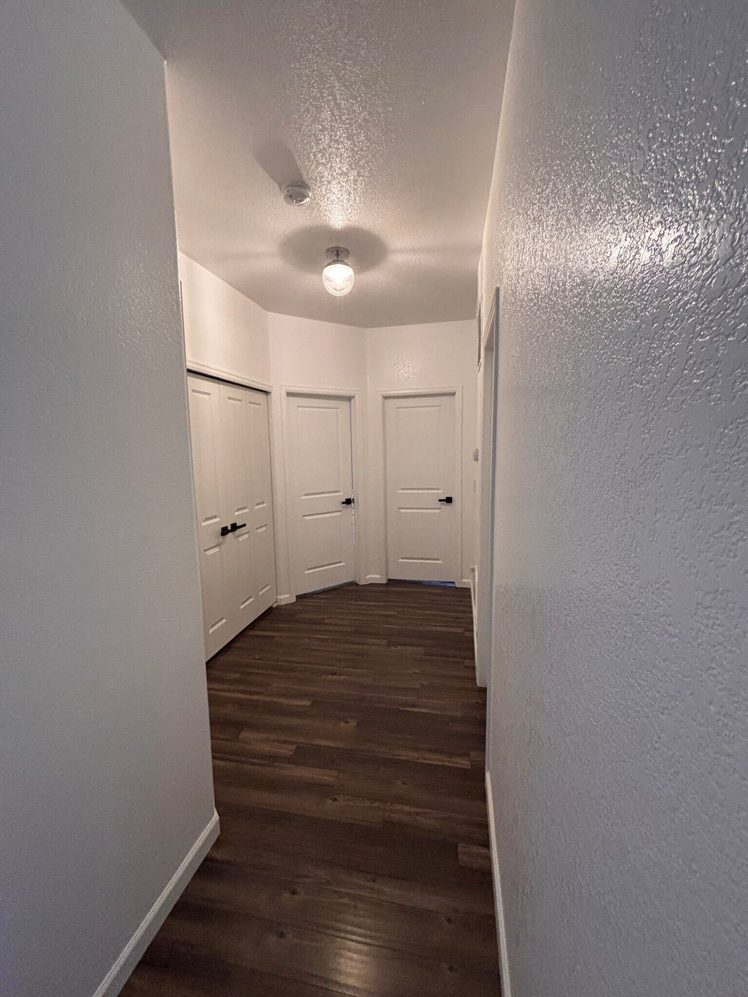 Building Photo - 782 S Settlers Dr