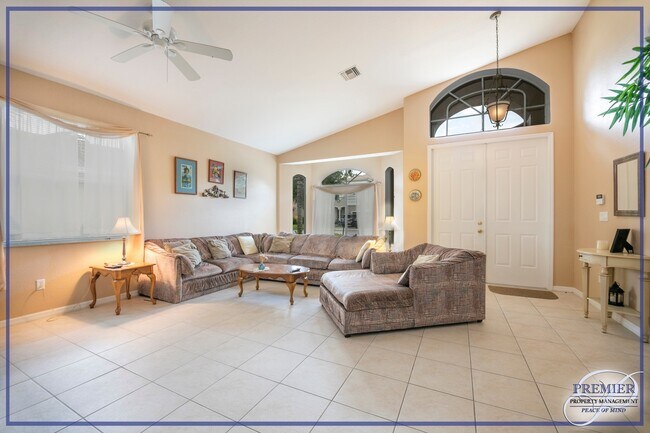 Building Photo - VALENCIA COUNTRY CLUB- ANNUAL UNFURNISHED ...