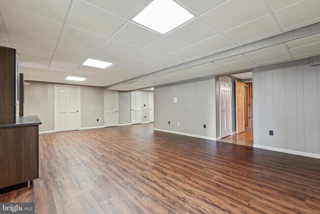 Building Photo - 210 Garrison Forest Rd