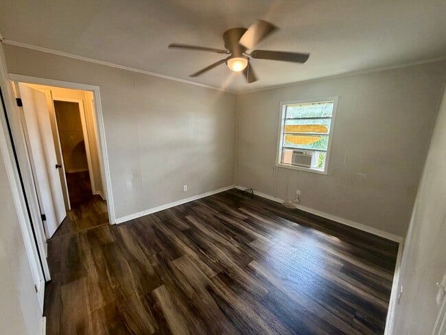Building Photo - 616-622 14th St Quadplex
