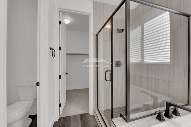 Building Photo - 12549 Lylan Ridge St