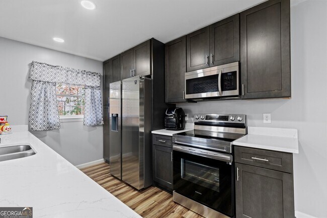 Building Photo - 3727 Calmer Cir