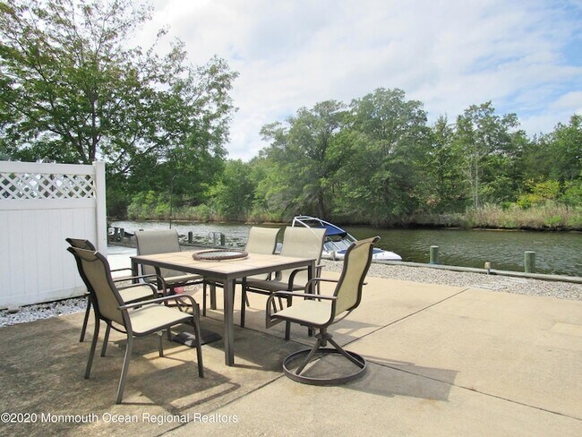 Building Photo - 23 Osprey Ln