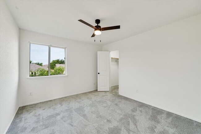 Building Photo - 1109 Ibis Falls Loop