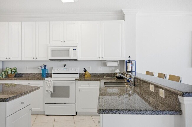 Building Photo - 80 Surfview Dr