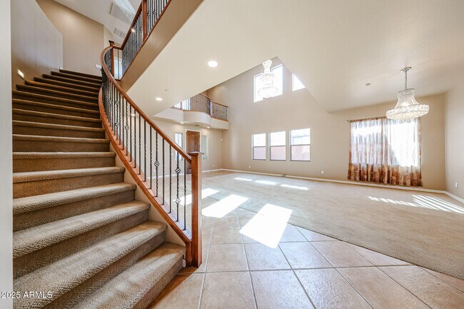 Building Photo - 9121 W Plum Rd