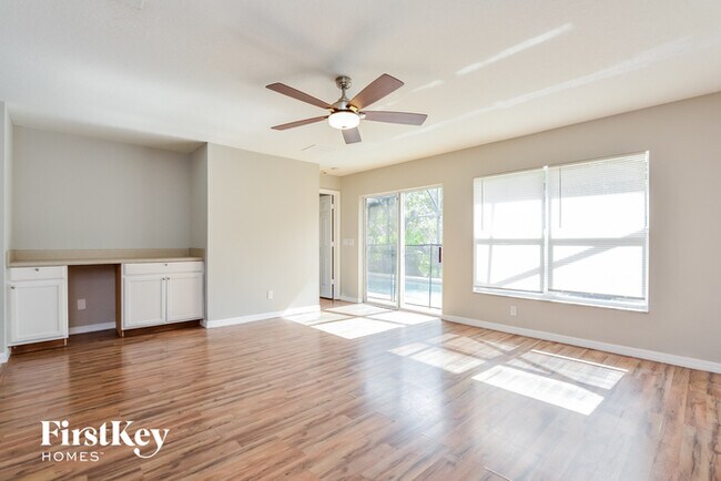 Building Photo - 315 Willowbay Ridge St