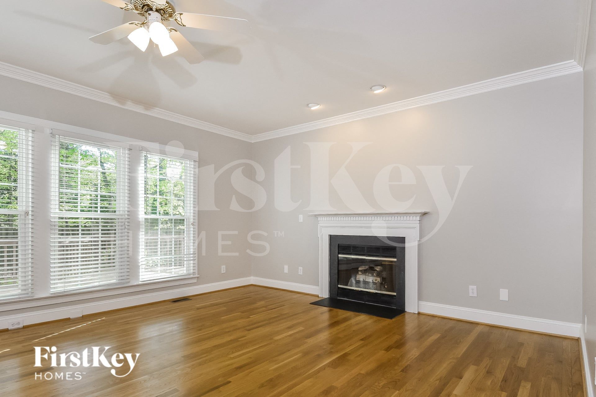 Building Photo - 11 Stonebury Ct