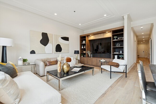 Building Photo - 3951 N Wayne Ave