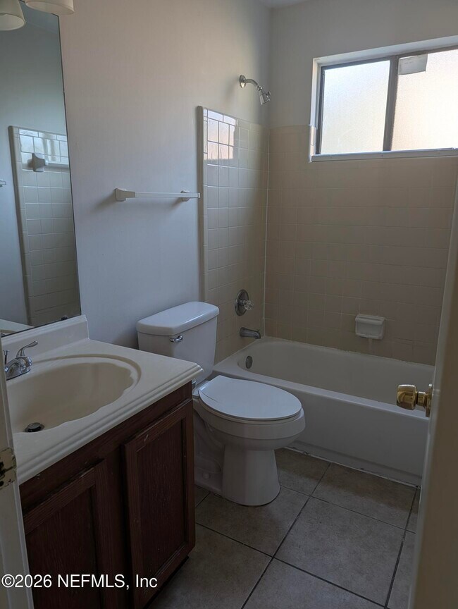 Building Photo - 2638 San Francisco Blvd