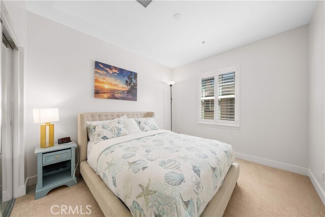 Building Photo - 120 Jadestone
