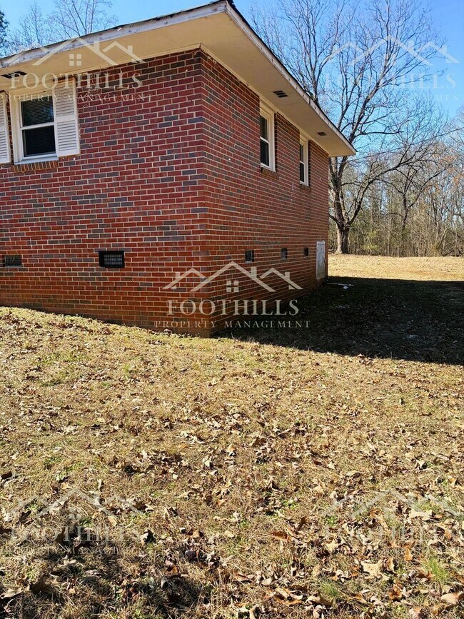 Building Photo - 136 Muirhead Rd