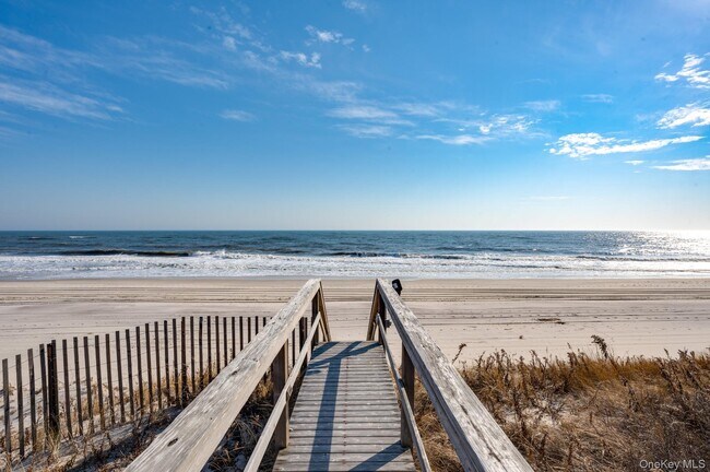 Building Photo - 40 Dune Rd